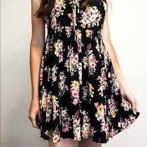 Forever 21 mini flowy floral dress